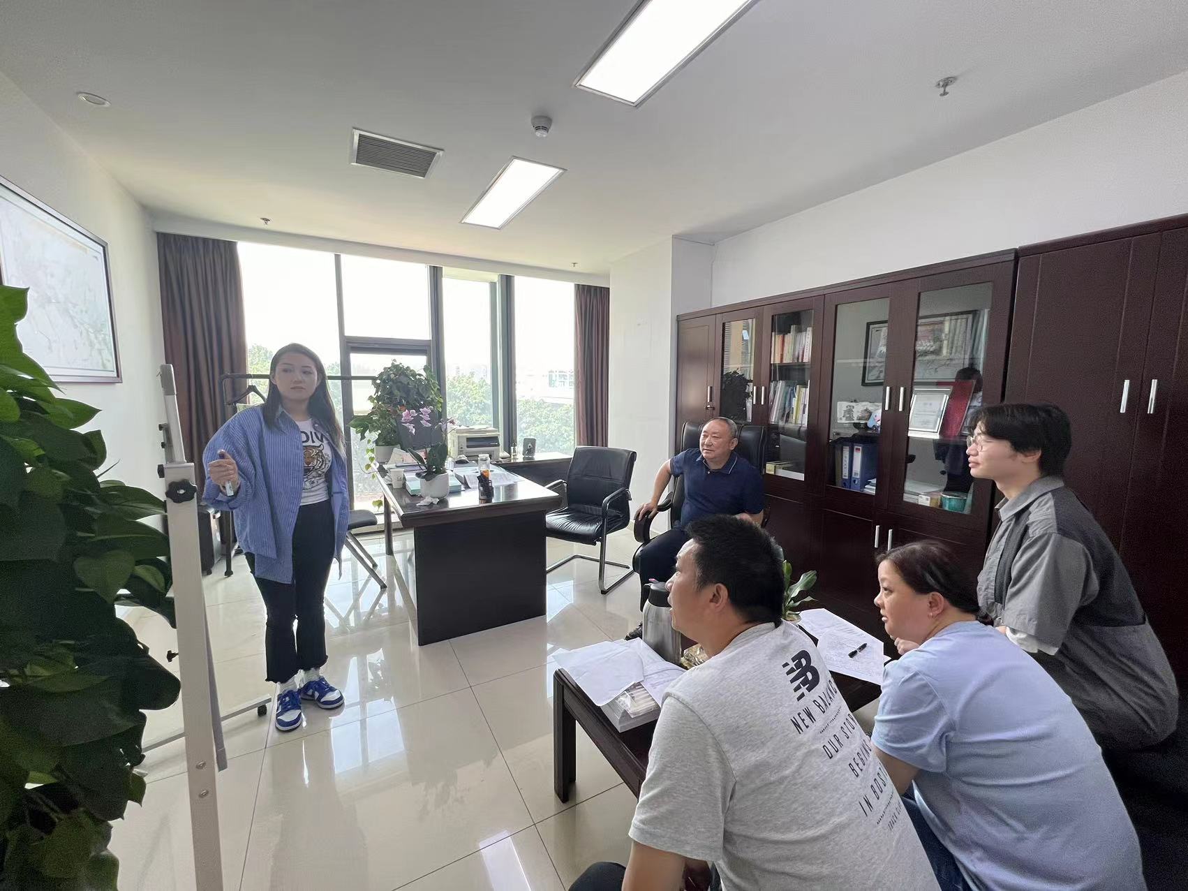 成乐公司召开应收款项清收工作推进会 成乐公司召开应收款项清收工作推进会