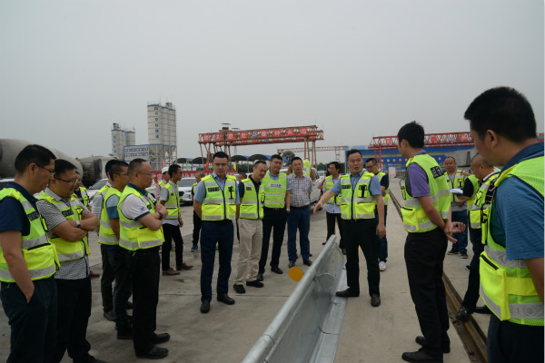 5.24+政企联动聚合力 防汛减灾保生产1_meitu_1.jpg 5.24+政企联动聚合力 防汛减灾保生产1_meitu_1.jpg