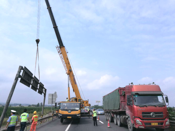 联勤联动  推进施工.jpg