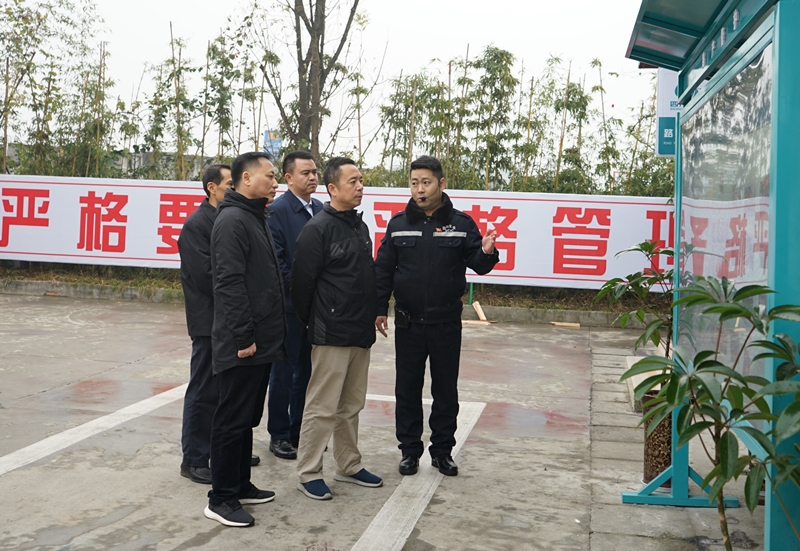 12.19+成乐运营+田明静+成渝公司检查指导成乐高速路产管护大队扩容保畅中队工作1.JPG