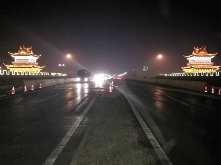 成乐扩容眉州大道中桥改造完成顺利通车_meitu_3.jpg 成乐扩容眉州大道中桥改造完成顺利通车_meitu_3.jpg