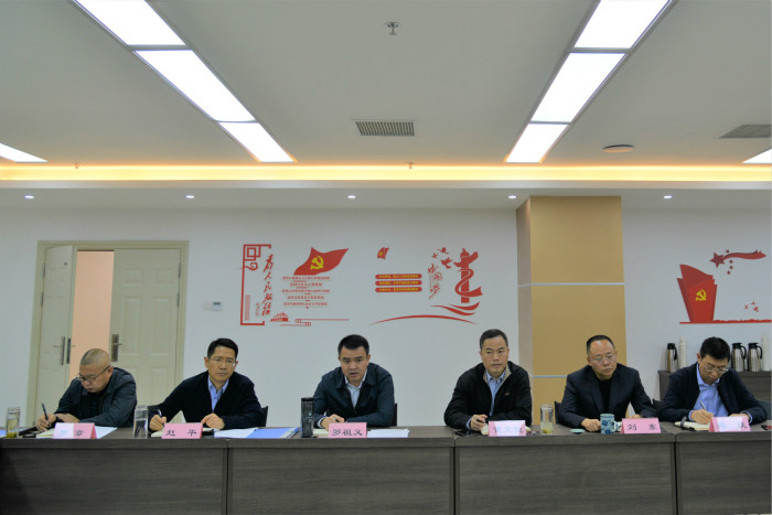 4.15+锁定目标 强化措施 全力推进成乐扩容项目建设_meitu_3.jpg