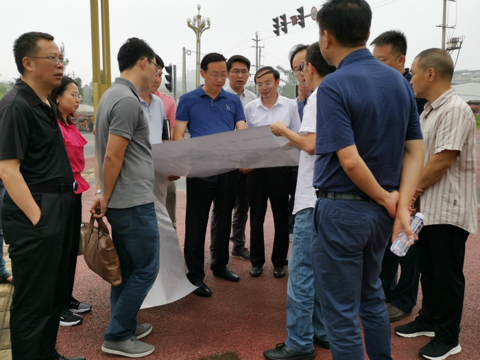 7.5乐山市副市长罗新礼调研督导成乐扩容项目棉竹北互通改造工作_meitu_1.jpg