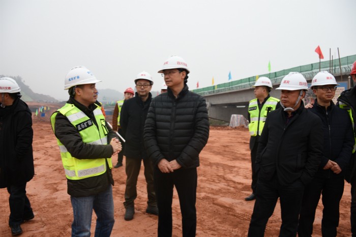 1.3+乐山市副市长罗新礼督查成乐扩容建设项目_meitu_2.jpg