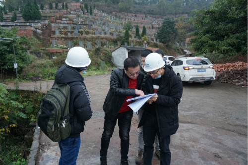 12.16+成乐公司组织开展二绕至青龙场段施工安全总体风险评估_meitu_1.jpg 12.16+成乐公司组织开展二绕至青龙场段施工安全总体风险评估_meitu_1.jpg