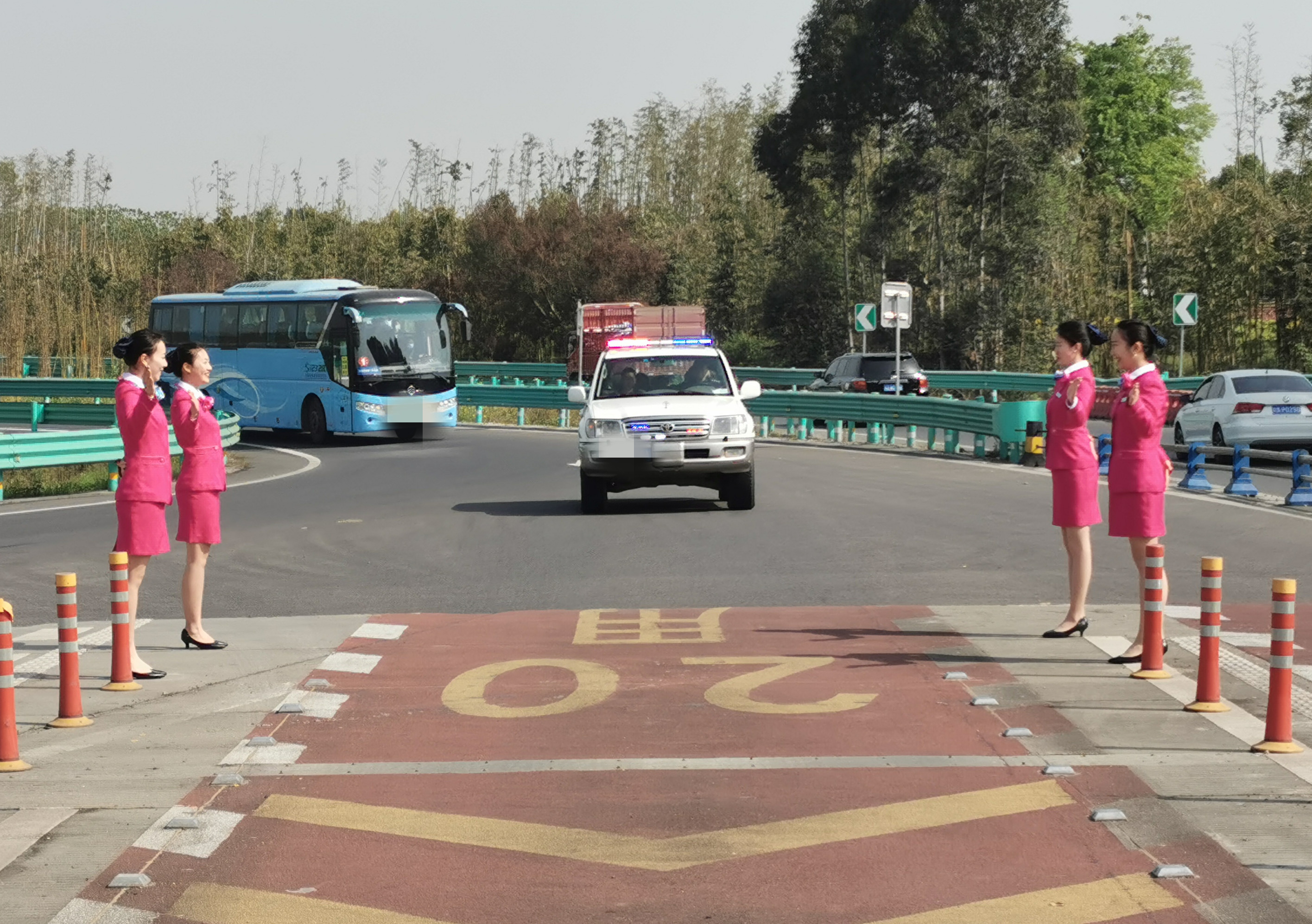 3.24+成乐运营+成乐运营分公司“四个强化”做好全省民政工作现场会议车辆通行服务保障.jpg